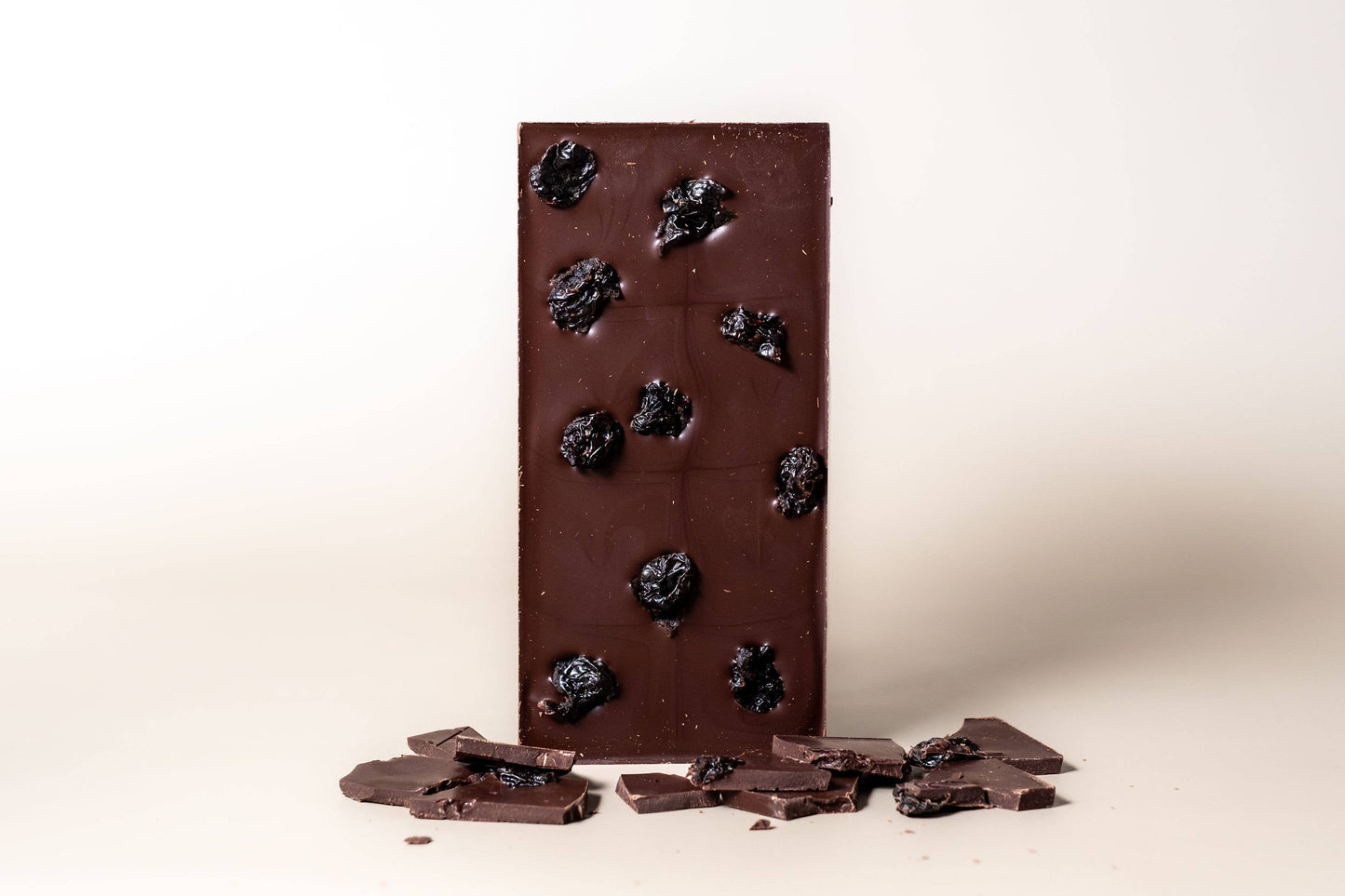 Cherry Vanilla Dark Chocolate Bar 70% Cacao - Lake Oswego Flowers