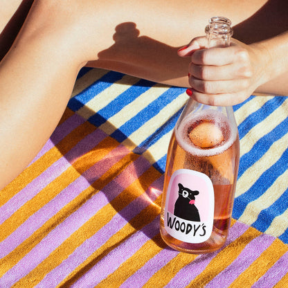Woody's Non-Alcoholic Sparkling Rosé - Lake Oswego Flowers