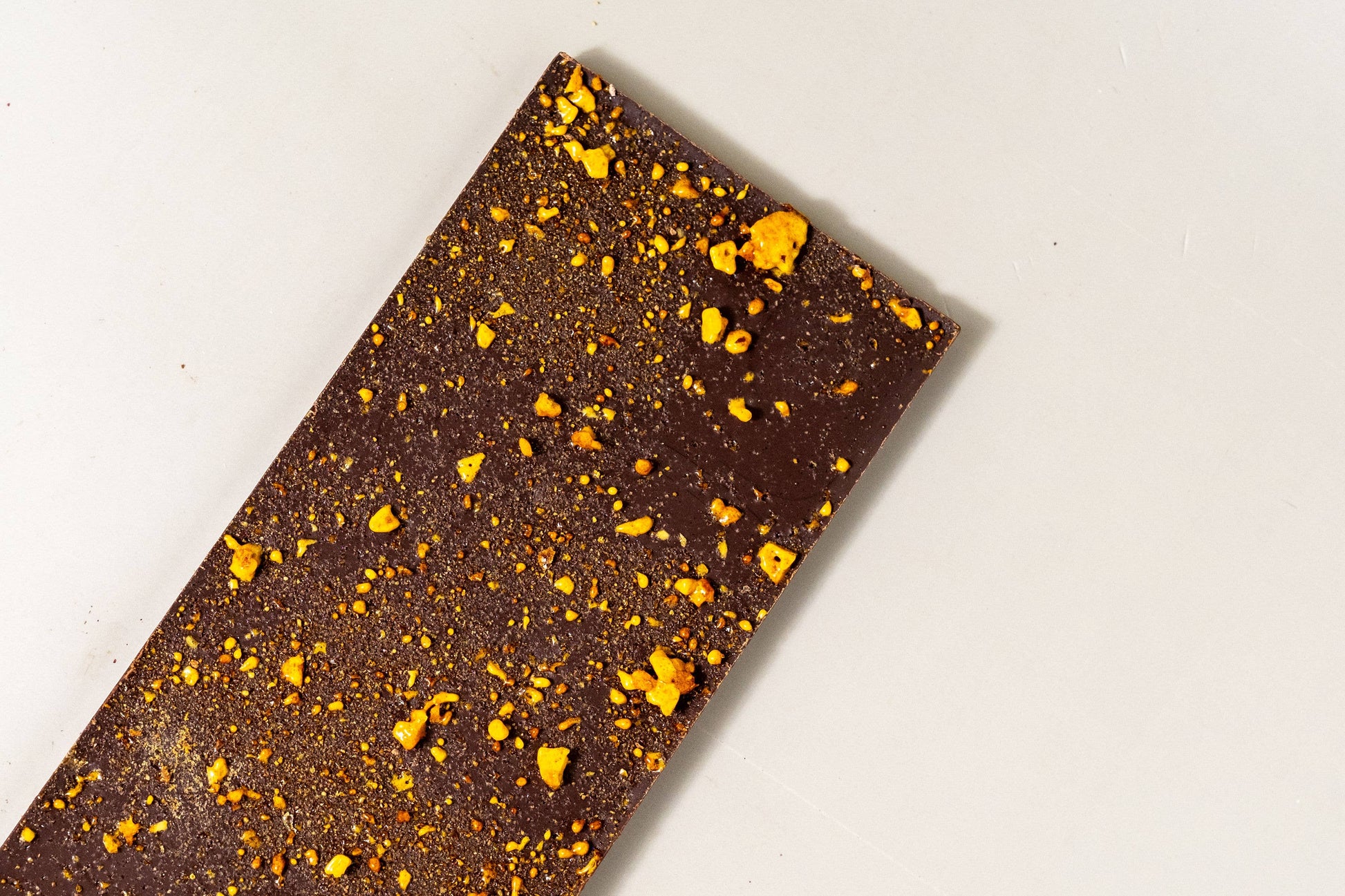 Honeycomb Toffee Dark Chocolate Bar 75% Cacao - Lake Oswego Flowers