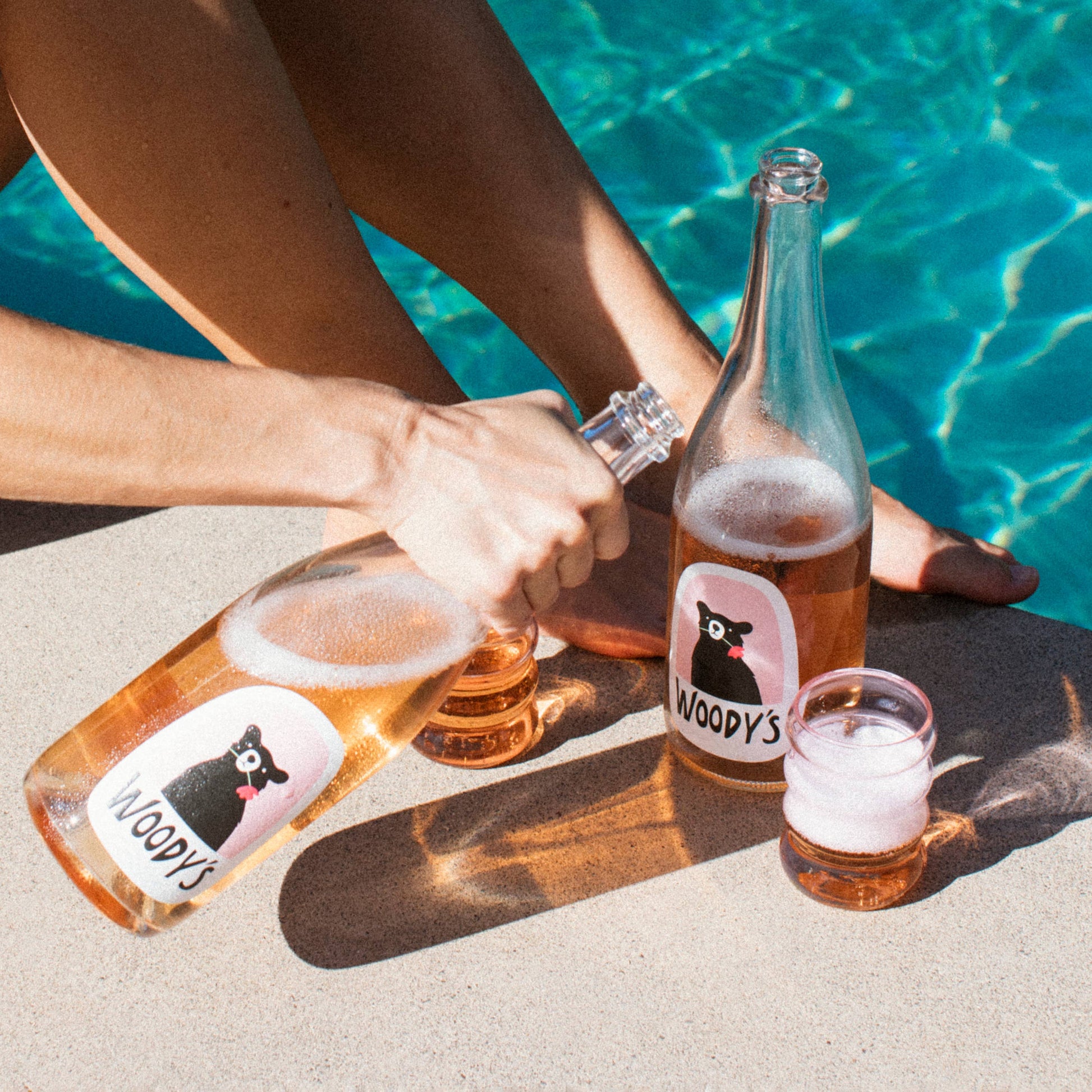 Woody's Non-Alcoholic Sparkling Rosé - Lake Oswego Flowers